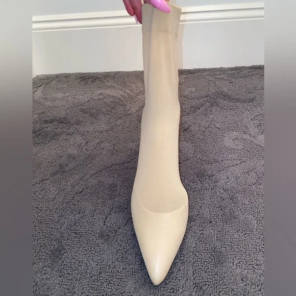 ✨Cream Nude Sock Heel Booties - Picture 12 of 14